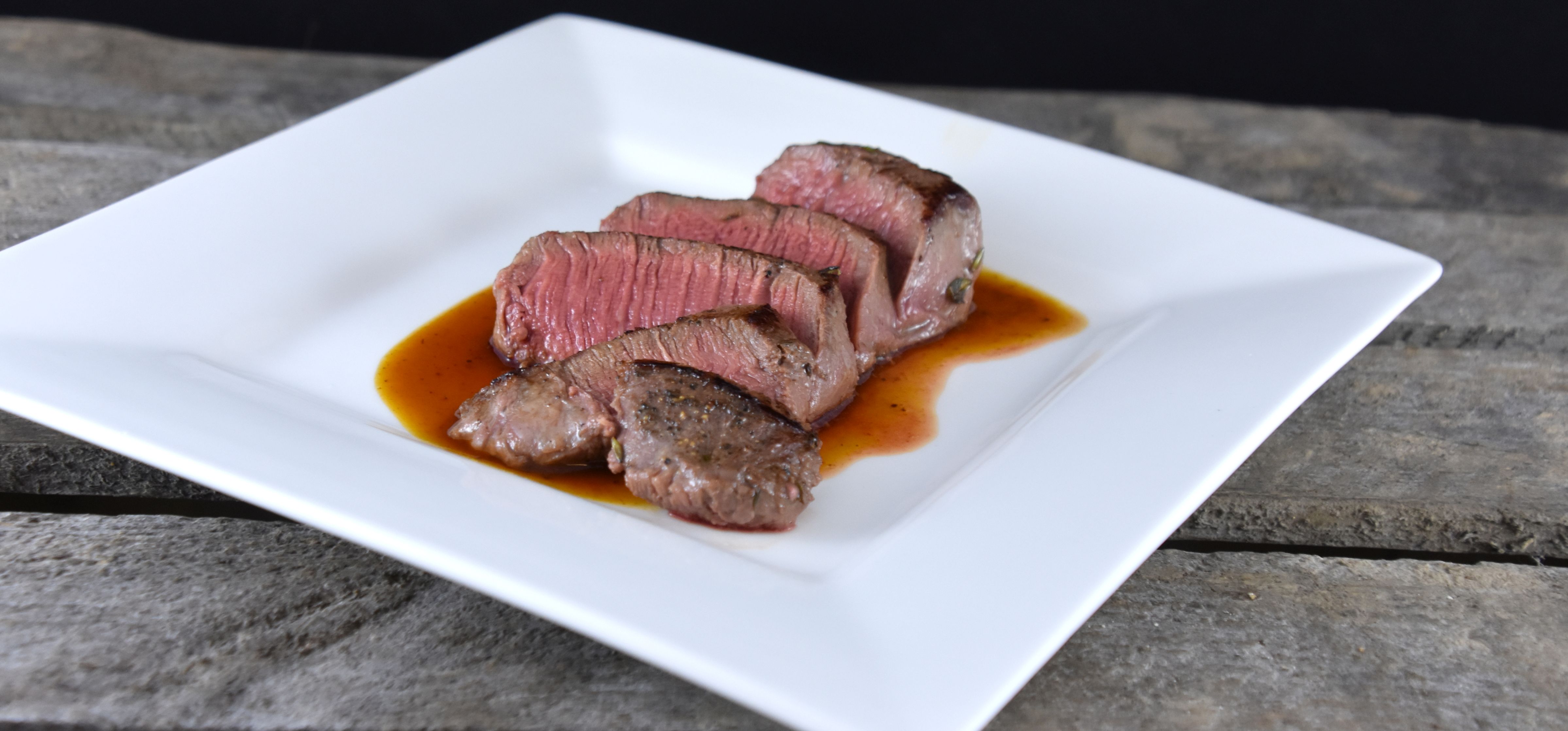 Sous Vide Gegartes Rinderfilet Mit Rosmarin Feigen Jus Ninakocht De